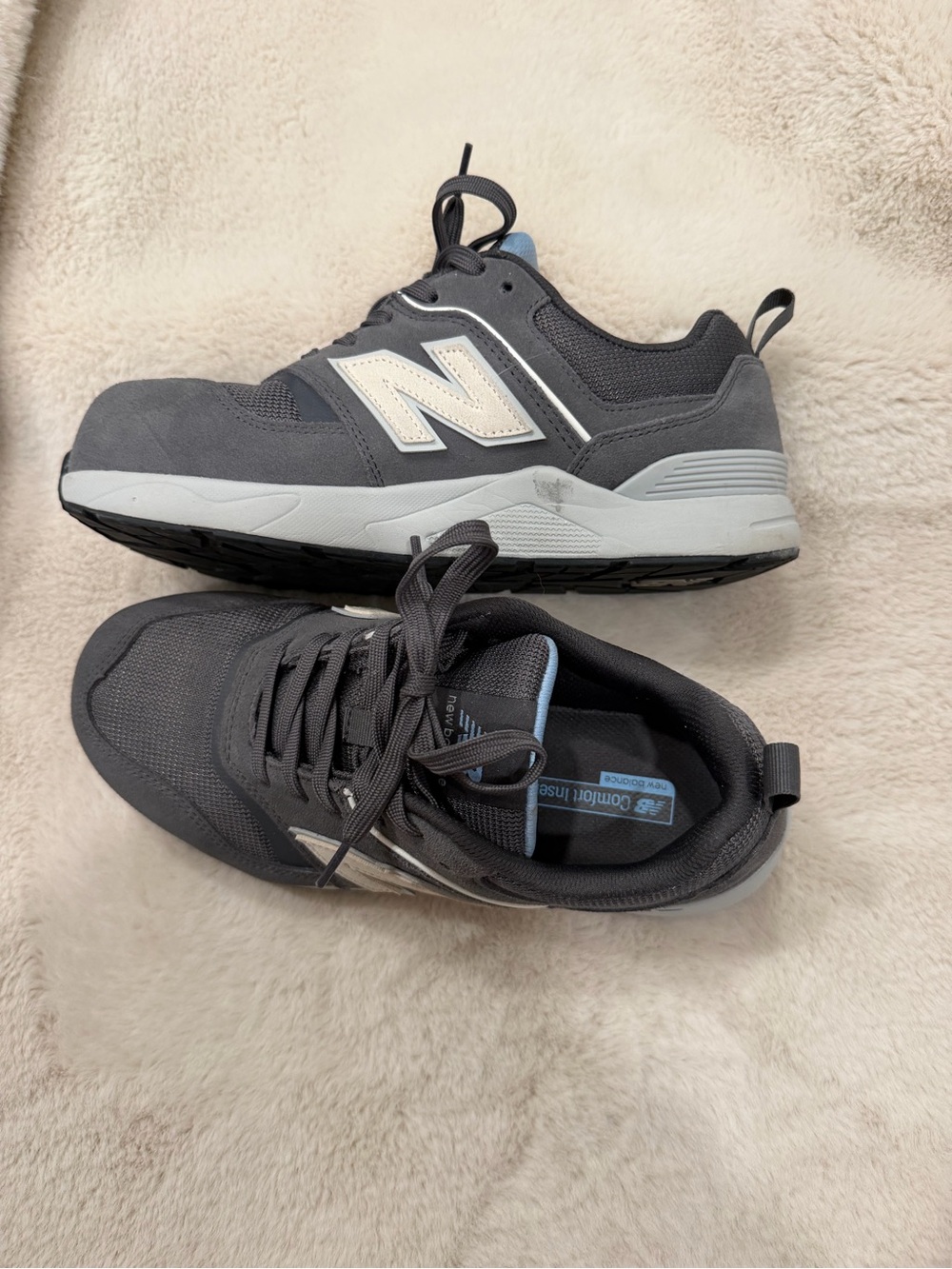 New Balance Men’s Gray and White Low-Top Sneakers